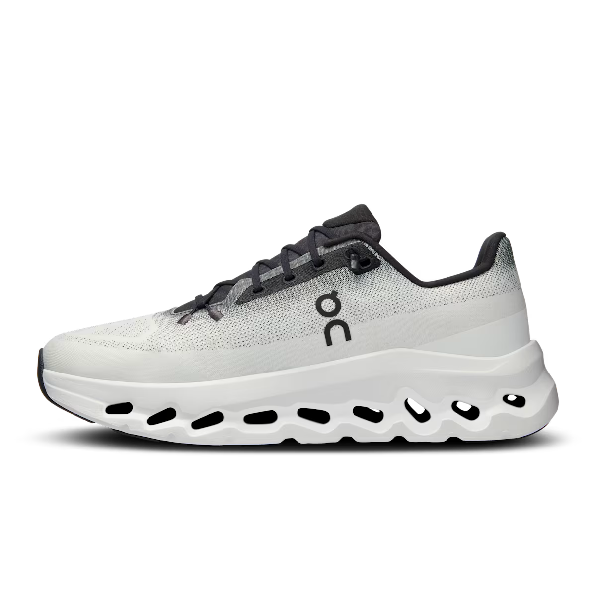 On Running Cloudtilt - Black | Ivory